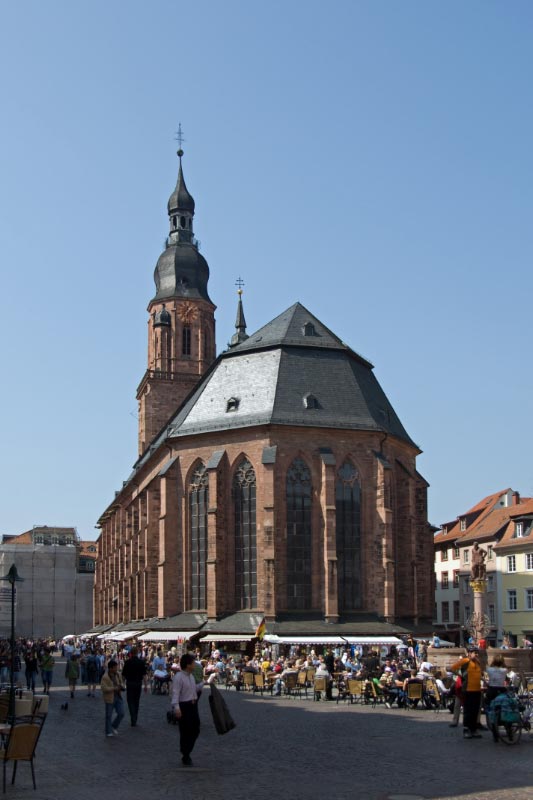 Heidelberg_Marktplatz_Heiliggeistkirche_Kirchenschiff