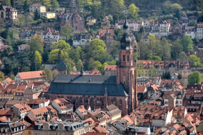 Heidelberg_Marktplatz_Heiliggeistkirche_Seite