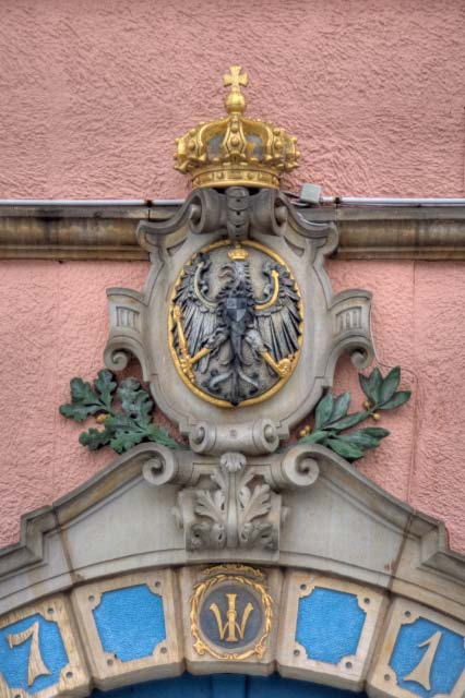 Hildesheim_Domhof_Regierungsgebaeude_Wappen_Preussen
