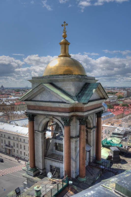 Sankt_Petersburg_Isaaks-Kathedrale_Blick_von_Kolonnade