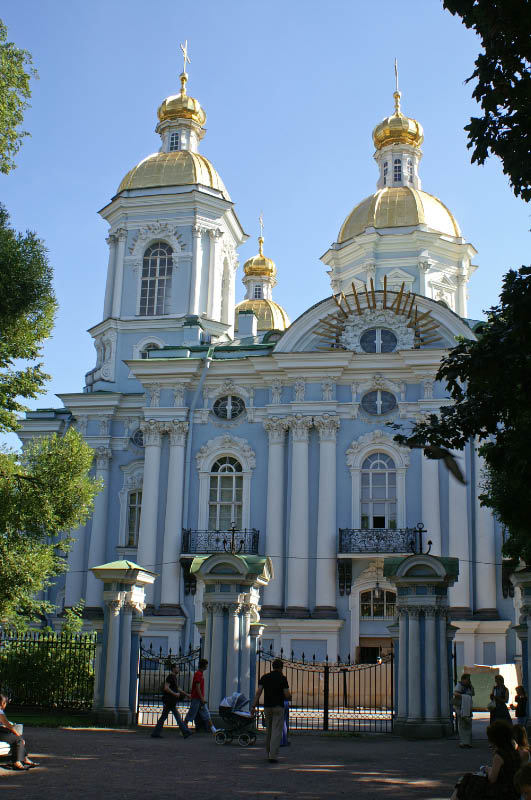 Sankt_Petersburg_Nikolaus-Marine-Kathedrale_2005_c