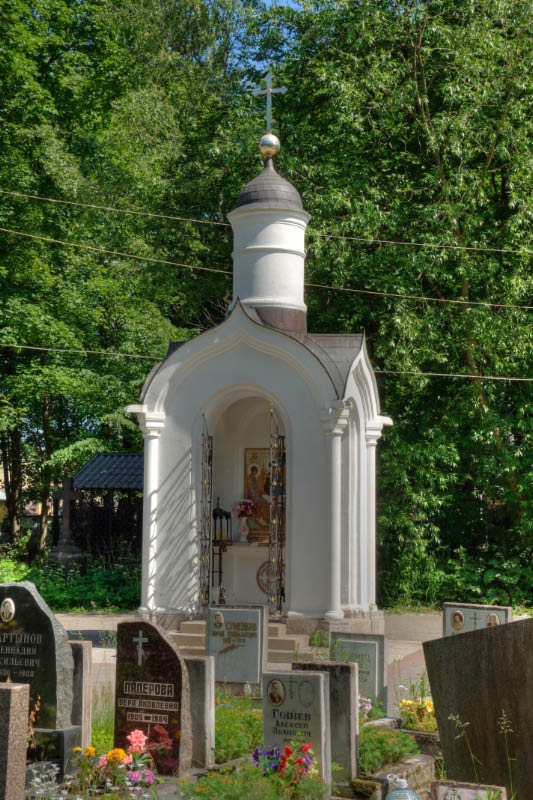 Sankt_Petersburg_Smolensker_Friedhof_Dreifaltigkeitskapelle