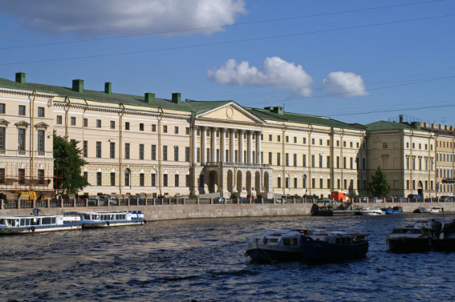 Sankt_Petersburg_Katharinen-Institut_2005