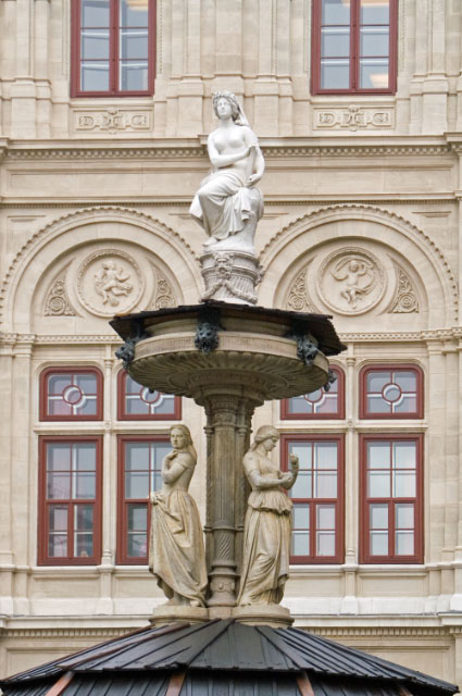 Wien-Staatsoper-Opern_Brunnen