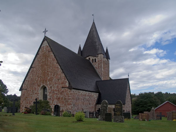 Aaland_Finstroem_St_Mikaels_kyrka_a