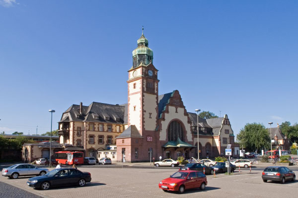 Bahnhof_Empfangshalle
