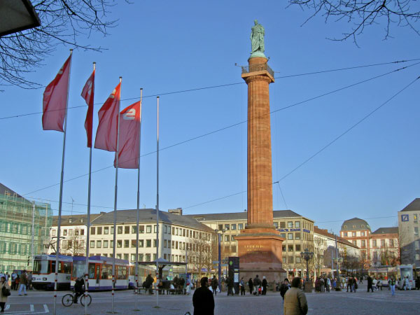 Luisenplatz_Ludwigsmonument