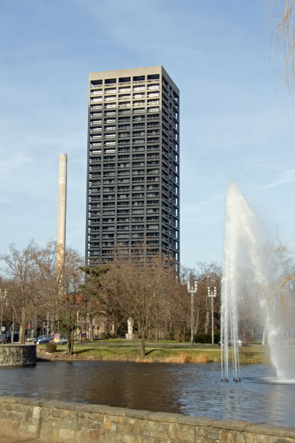 Frankfurt_AfE-Turm_Universitaet_Frankfurt_Campus-Bockenheim