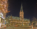 City_Rathausmarkt_Rathaus-Nacht