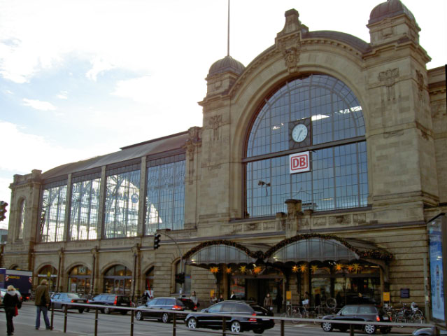 Hamburg-Bahnhof_Dammtor