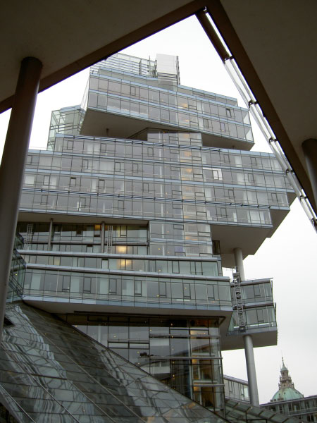 Friedrichswall_Norddeutsche_Landesbank-Turm_Eingang