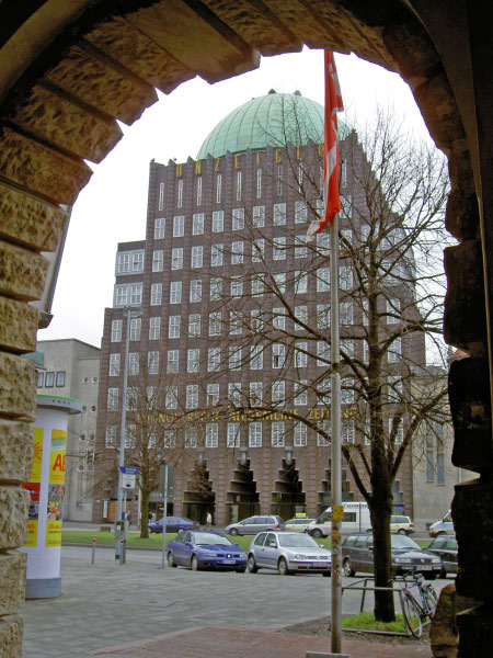 Steintor-Anzeigerhochhaus-HAZ-2005-02-04a