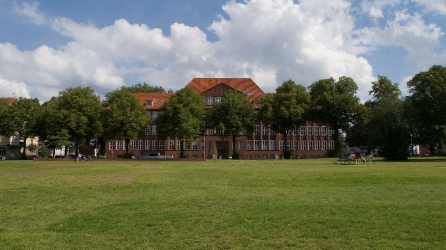Luebeck_Falkenplatz_Freese_sche_Schule