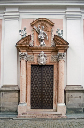 Passau_Schustergasse_14_Jesuitenkirche_St_Michael_Tuer