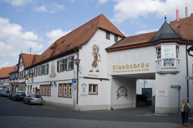 Seligenstadt_Frankfurter_Strasse_Glaabsbraeu