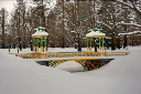 Aljeksandrowskij-park_Nowyj-sad_Malyj-Shjeljesnyj-kitajskij-most_Winter_2