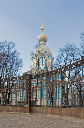 Sankt_Petersburg_Smolny_Institute_2006_b