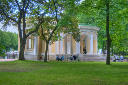 Sankt_Petersburg_Michailowski-Palais_Garten_Pavillon-Rossis