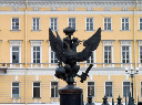 Sankt_Petersburg_Schlossplatz_Alexandersaeule_x_Zaun