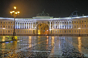Sankt_Petersburg_Schlossplatz_Generalstab_2005_i