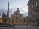 Stockholm_Gamla_Stan_Slottsbacken_Nikolaikirche_bei_Nacht_