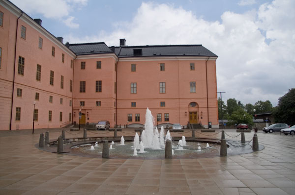 Uppsala_Schloss_Brunnen